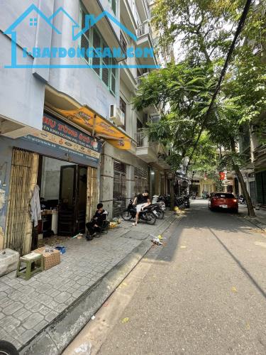 Bán nhà Trần Khát Chân-DT 20 m2 x 4 tầng.MT 5m.PHÂN LÔ-Ô TÔ TRÁNH-KINH DOANH-VỈA HÈ.