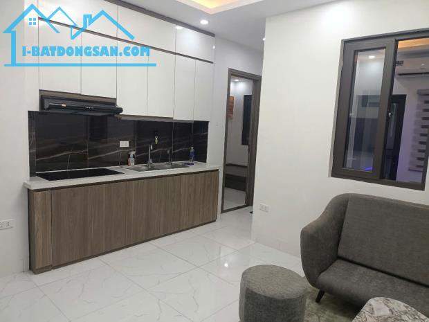 Cho thuê căn hộ chung cư tầng 2 , 2 phòng ngủ 1 vệ sinh tại Phúc Diễn, Bắc Từ Liêm - 4