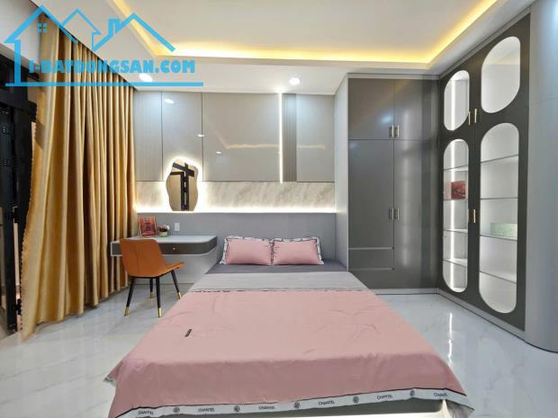 Bán gấp nhà 3 lầu hẻm ô tô Huyền Trân Công Chúa – 40m² – chỉ 5.3 tỷ - 1