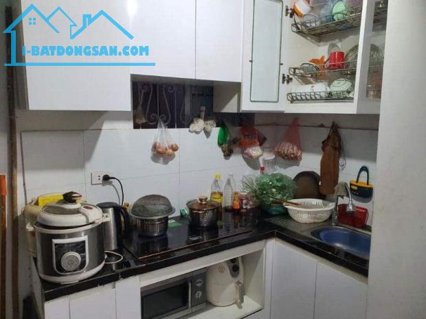 BÁN NHÀ NGÕ VĂN HƯƠNG ĐỐNG ĐA 25m 4T Mt 5m GIÁ 5 TỶ LÔ GÓC NGÕ THÔNG KINH DOANH. - 2