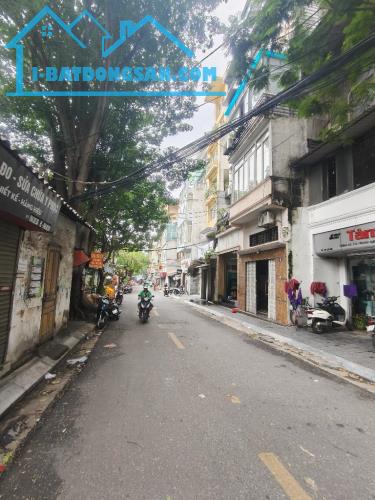 🌟 BIỆT THỰ MINI 5 TẦNG – GARA Ô TÔ – TẠI LONG BIÊN 🌟