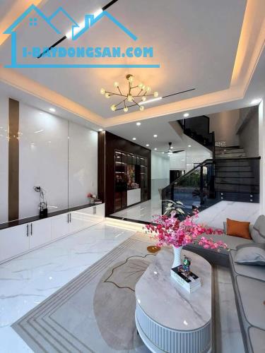 MÁI ẤM CHO GIA ĐÌNH NHỎ 5x21 SỔ HỒNG RIÊNG GẦN TRUNG TÂM TP BIÊN HÒA - 1