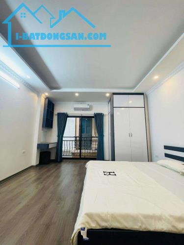 Bán nhà Phạm Văn Đồng 6 tầng 38m2 thang máy nhập, hai thoáng, ngõ rộng, kinh doanh, giá 8. - 1