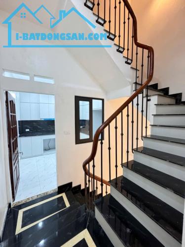 Bán nhà Nguyễn Lương Bằng trước nhà thoáng dân xây nhà đẹp ở luôn 2 thoáng 31m giá 6.8  t - 3
