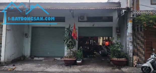 Bán nhà  Cấp 4, Hẻm xe hơi 8m Lê Văn Quới, DT: 8x20m, tiện xây, giá 13.9 tỷ. - 1