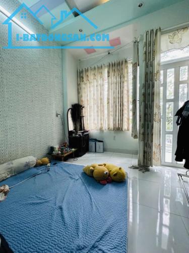 Hẻm ô tô tránh 3 tầng, cạnh ACB bank Phan Huy Ích, 4.6 tỷ - 4