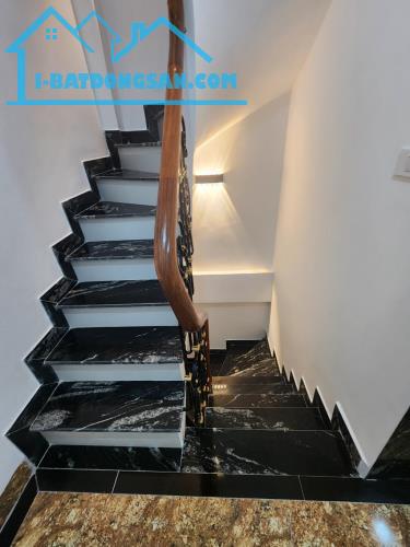BÁN NHÀ 7T GẦN HỒ VÕ THỊ SÁU, HAI BÀ TRƯNG, NHÀ ĐẸP THANG MÁY XỊN SÒ, DT 42M2 GIÁ 17,9 TỶ
