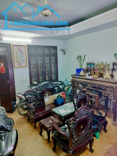 Bán nhà Kim Mã, Ba Đình, lô góc, ngõ thông, 47m2, 4 tầng, Mt 5.3m, chỉ 10.7 tỷ