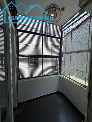 🌹🎯 PHƯỜNG 7- BÀNH VĂN TRÂN- VIP 2 TẦNG- MỚI VÀO Ở NGAY - DT 29M2 - NHỈNH 4 TỶ 🌹