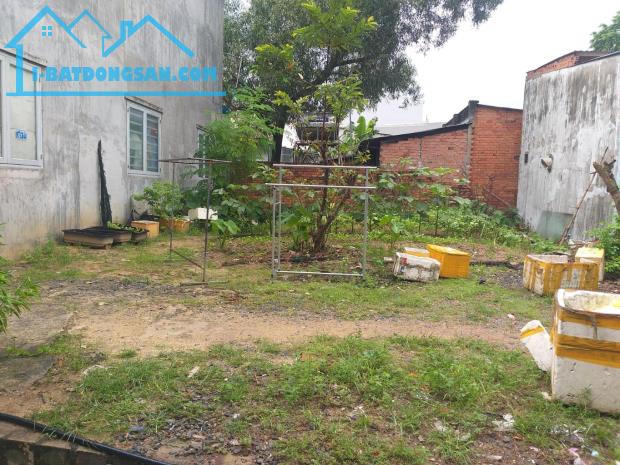 Bán đất Nguyễn Văn Tăng, Long Thạnh Mỹ,  Quận 9, 526m2, full thổ, HXH, Lô góc giá chỉ 20 - 3