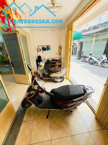 PHẠM THẾ HIỂN P3 Q8 - THÔNG ÂU DƯƠNG LÂN - 72M2 - NG4,75M NỞ HẬU - 2TẦNG HOÀN CÔNG - 4.35T