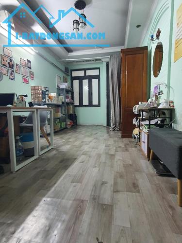 NAM DƯ, HOÀNG MAI VỊ TRÍ ĐẸP - CÁCH 1 NHÀ ÔTÔ 7 CHỖ ĐỖ - 30M x 5 TẦNG - GIÁ 5.6 TỶ - 1