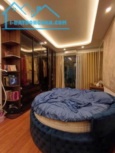 Nhà đẹp siêu hiếm tại phố Nguyễn Ngọc Vũ, q. Thanh Xuân diện tích 45m2 chỉ 9 tỷ
