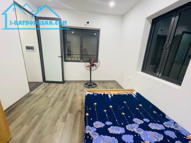 Bán Nhà Phố Đội Cấn 33/42m2 x 4 tầng, gần Phố ngõ nông rộng, căn góc 3 mặt thoáng, nhà - 3