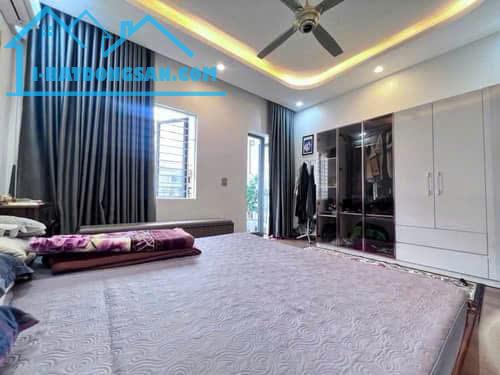 Hót đây! Nh.à đẹp, gi.á rẻ kịck sàn do chủ vỡ... Ở phố Thượng Thanh - 3