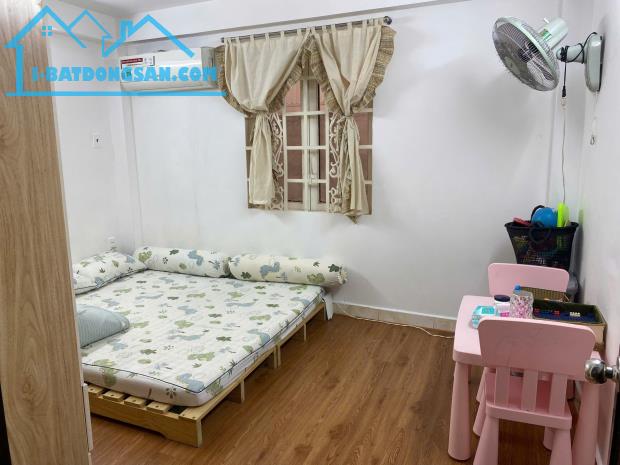 3010 – Bán nhà đường 3/2 Ph.12, DT 50m2 3 tầng BTCT, sổ riêng A4, NHỈNH 8.3 tỷ TL - 3