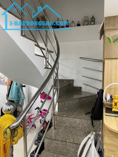 3010 – Bán nhà đường 3/2 Ph.12, DT 50m2 3 tầng BTCT, sổ riêng A4, NHỈNH 8.3 tỷ TL - 5