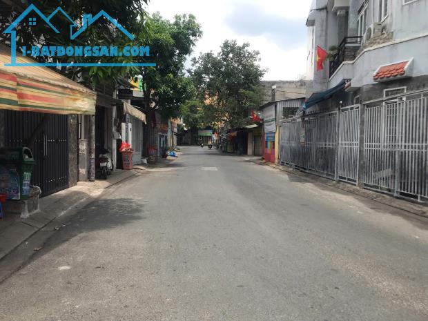 4412 – Bán nhà Mặt tiền kinh doanh đường TCH26, DT 70m2, sổ riêng A4, chỉ 4.3 tỷ TL