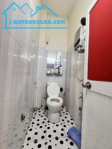 HOÀNG HOA THÁM P7 BÌNH THẠNH - HẺM RỘNG - NHÀ 2 TẦNG Ở NGAY - GIÁ 5.3 TỶ - 2