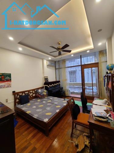 Bán nhà Nguỵ Như Kon Tum, Chủ nhà lập trình viên FPT, 51 m, 21  tỷ
