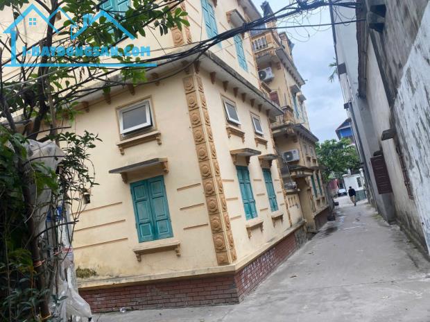 Bán nhà 3 tầng 2 mặt tiền, tổ 3 TT Quang Minh, Mê Linh. Nhà mới. Chỉ việc xách đồ về ở