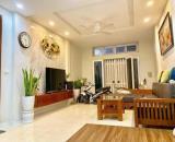 Nhà đẹp Cầu Giấy 40m - 8,x tỷ, dân xây, 2 thoáng trước sau, gần phố, ở ngay.