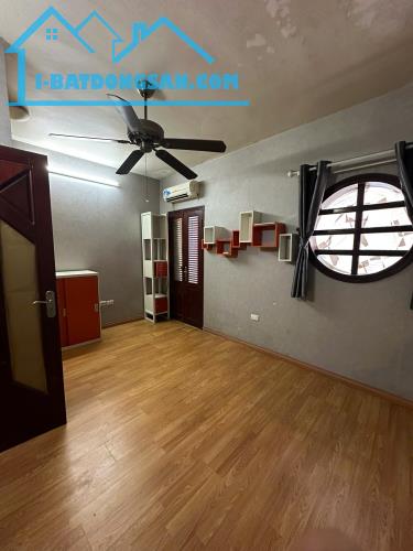 Cho thuê nhà Phố Yên Lạc, 5 tầng x 50m2, 5 ngủ, 18 Triệu làm VP, KD online, ở gia đình - 1