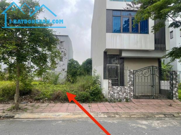 Bán lô 100m2, KĐT Nam Vĩnh Yên không lỗi, Sẵn sổ lh_0987673102