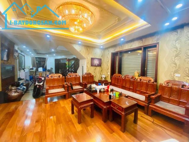 🔥 4 PHÒNG NGỦ SÁNG THOÁNG – NHÀ HOÀNG HOA THÁM BA ĐÌNH, GIÁ 7.6 TỶ – TIỆN ÍCH ĐẦY ĐỦ CHO