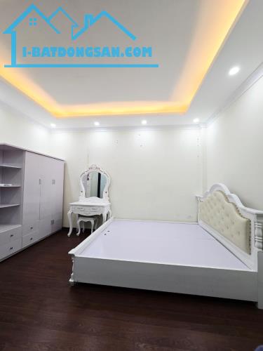 Bán nhà đông la nhà đẹp ở ngay 49m2 3,7 tỉ