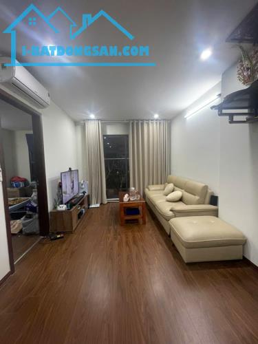 Cho thuê căn hộ tại Homeland Thượng Thanh 70m2 2pn2wc full đồ đẹp giá 9,7tr.