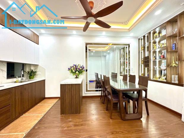 Nhà đẹp hiếm có, view hồ, ô tô tránh, 2 mặt thoáng, 110m,MT 5,5m giá chỉ 26,5 tỷ - 3