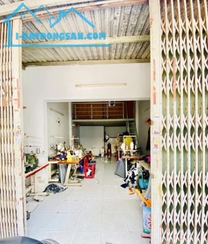 Bán nhà DT 100m2 - Hẻm xe tải Đường Lê Trọng Tấn, Quận Tân Phú - 2