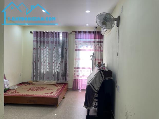Bán nhà 65m2, 4 tầng, 3PN, 4WC, Linh Trung, Thủ Đức - 5.99 tỷ - 3