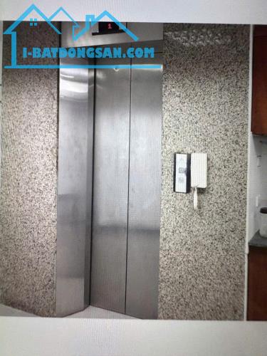 Cho thuê tòa CHDV, khách sạn ngõ 97 Văn Cao, Ba Đình 72m x 8T thang máy, PCCC giá 54 triệu
