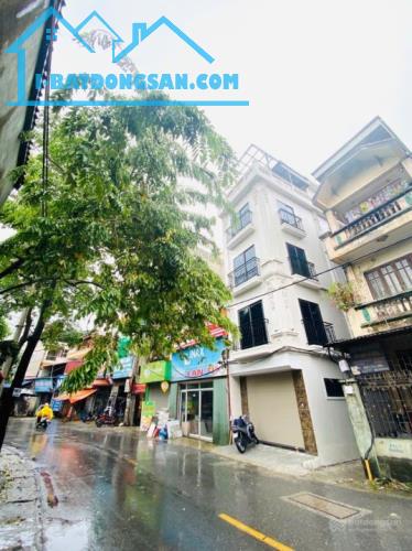 Bán gấp nhà mới đẹp - lô góc 2 thoáng - gần ô tô tránh - chỉ hơn 7.5 tỷ - 5 tầng xây -