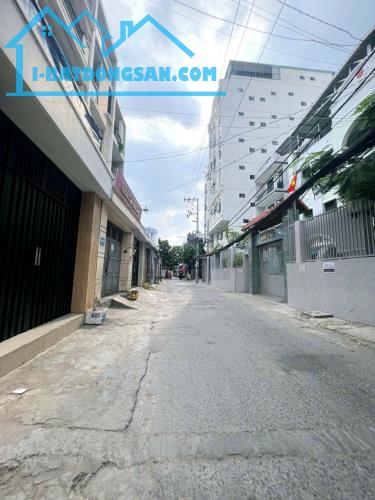 BÁN NHÀ HẺM XE HƠI LÂM VĂN BỀN ,QUẬN 7 ,5M x 20M Chỉ 10.8 Tỷ(TL).