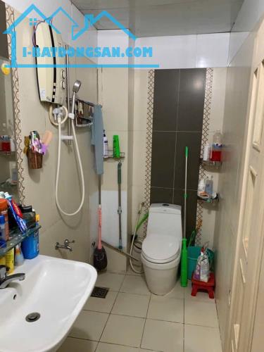 Nhà 2 Tầng Đẹp Lung Linh, SHR – Gần Sân Bay, HXH Thông   CẦN BÁN NHÀ ĐẸP GẦN SÂN BAY – GIÁ - 5