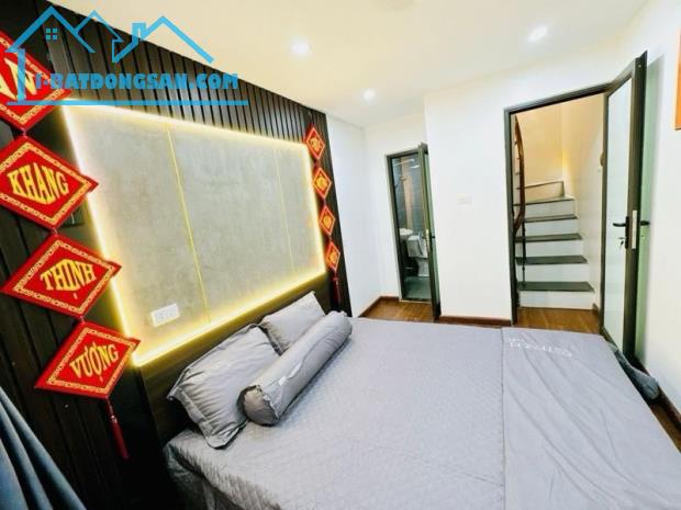 HIẾM TRUNG TÂM CẦU GIẤY 18M2X4T, FULL NỘI THẤT,MỚI KEENG GIÁ CHỈ 4,5 TỶ CTL - 2