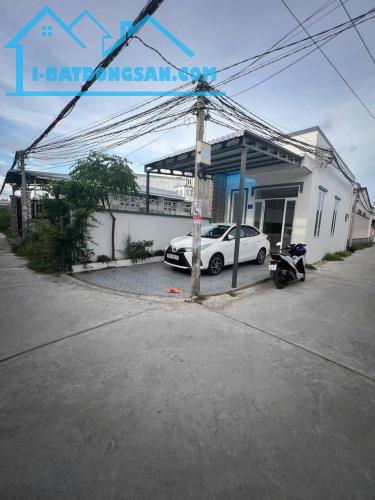 Bán căn góc đường ô tô thành phố Bến Tre