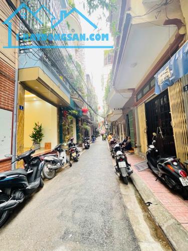 BÁN NHÀ KIM NGƯU, Ô TÔ ĐỖ CỬA, VỈA HÈ, FULL NỘI THẤT Ở LUÔN, 44M2 GIÁ 11,2 TỶ