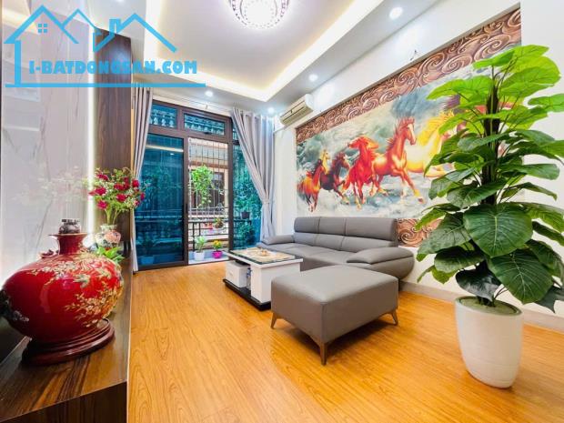 BÁN NHÀ KIM NGƯU, Ô TÔ ĐỖ CỬA, VỈA HÈ, FULL NỘI THẤT Ở LUÔN, 44M2 GIÁ 11,2 TỶ - 2