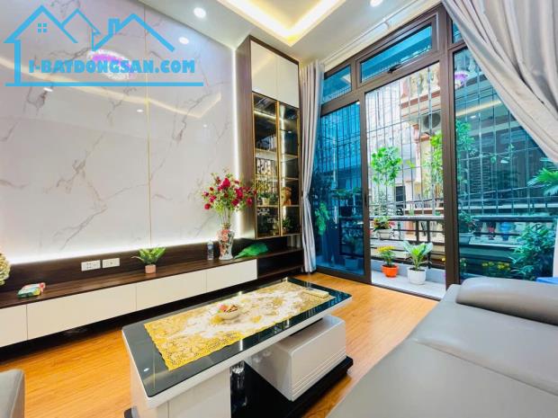 BÁN NHÀ KIM NGƯU, Ô TÔ ĐỖ CỬA, VỈA HÈ, FULL NỘI THẤT Ở LUÔN, 44M2 GIÁ 11,2 TỶ - 3