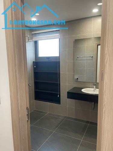 Bán căn góc 120m2 thiết kế 3pn full nội thất chung cư Khai Sơn Long Biên giá tốt chỉ 7.4 - 1