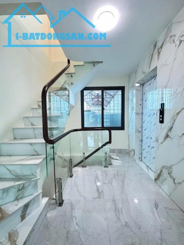 Bán Nhà đường Láng Đống Đa 3 BƯỚC CHÂN ra đường lớn Ô TÔ TRÁNH 44m2 x 6 tầng MẶT TIỀN 4,6m - 4