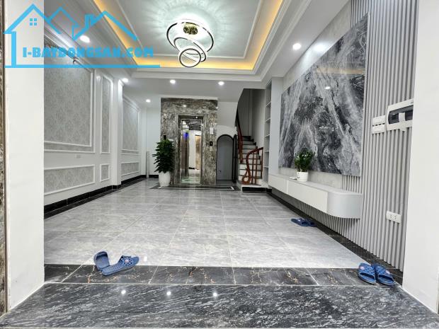 BÁN NHÀ PHỐ TRUNG KÍNH CẦU GIẤY - SIÊU PHẨM PHÂN LÔ - Ô TÔ TRÁNH - 2 MẶT THOÁNG TRƯỚC SAU - 2