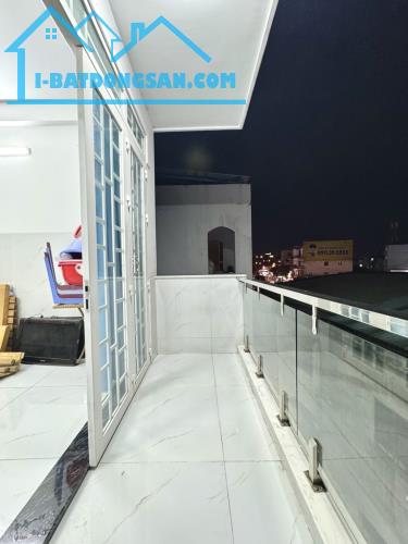 Bán nhà 3 tầng BTCT, 69m2, 5PN,3 bước ra MT Lê Văn Việt, Hiệp Phú, Q9 - 2