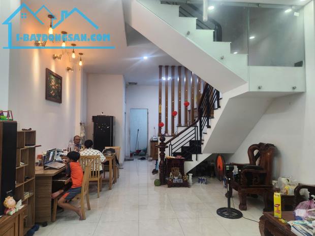 CẦN BÁN NHÀ 🏘️ AN PHÚ ĐÔNG - HẺM XE HƠI THÔNG - QUẬN 12.  ♦️(4,2*12) CHỈ 4❌tỷ♦️ Nhà 3 tần - 3