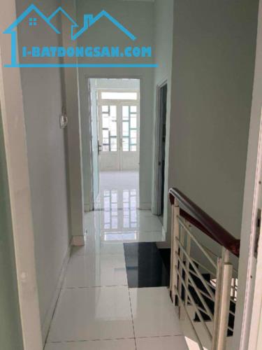 Cần bán gấp nhà 1T1L đường số 6, phường Long Trường, DT 56m2 - 2