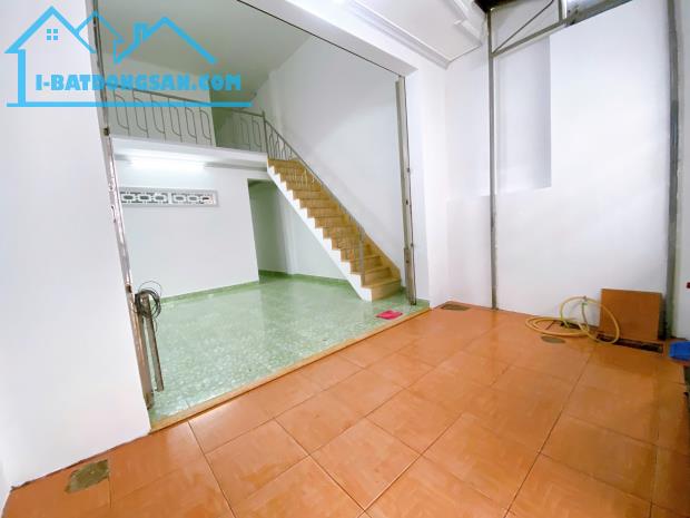 Bán nhà cấp 4 cạnh khu đô thị Vĩnh Điềm Trung, cách đường chính Bờ Đắp Dt 62m2 Giá